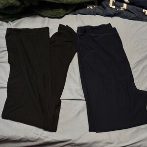 Black and Navy maternity leggings